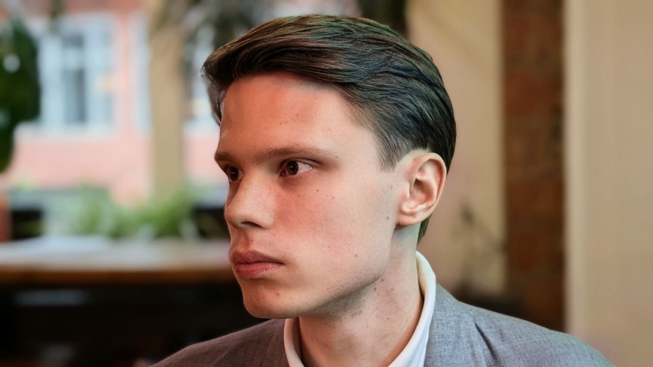 Антон Кирилловский, портрет в профиль
